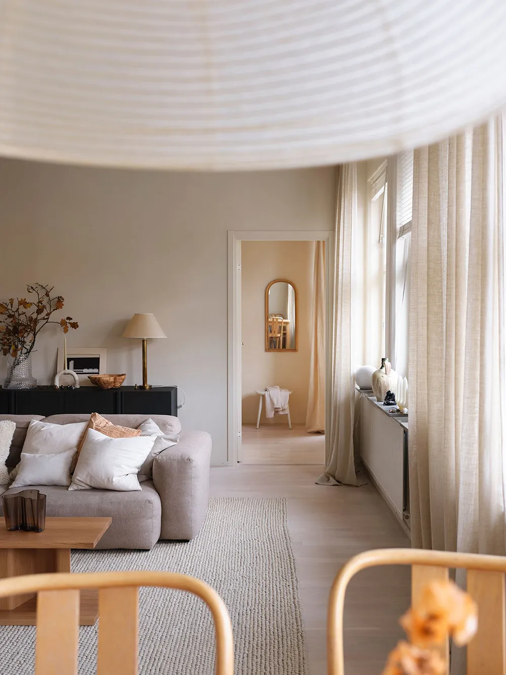 Diseño moderno suave y planificación abierta: una unusual vivienda en Estocolmo - Gallery image 1