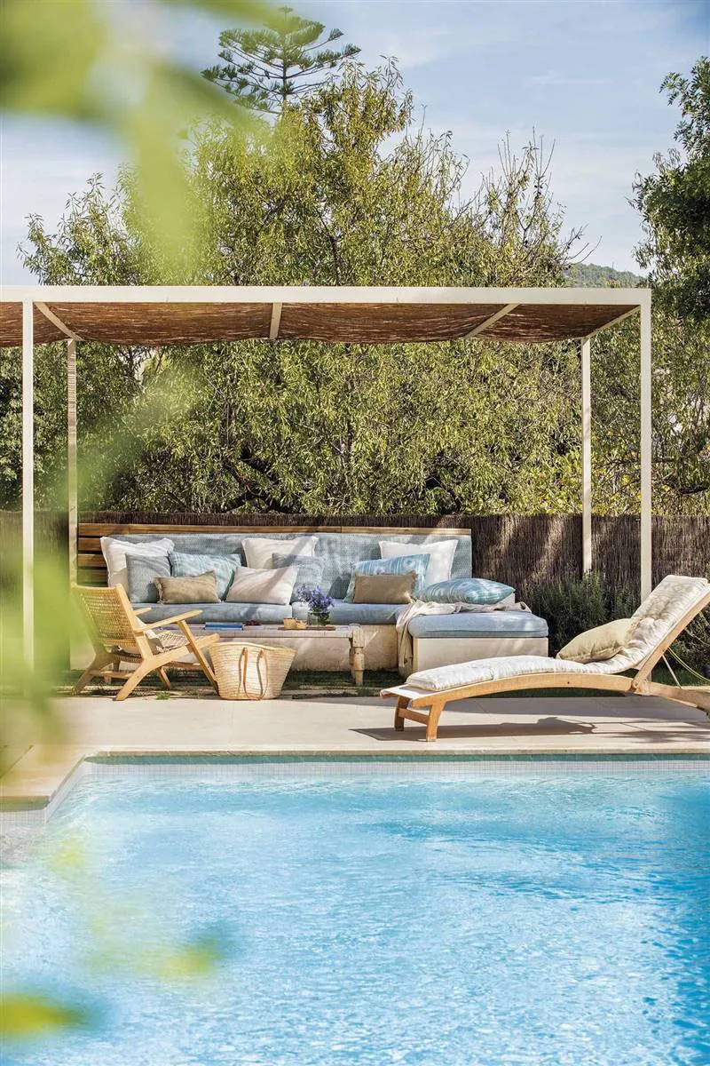 Камень, балки и светлая мебель: идеальный дом на острове Майорка - Gallery image 9