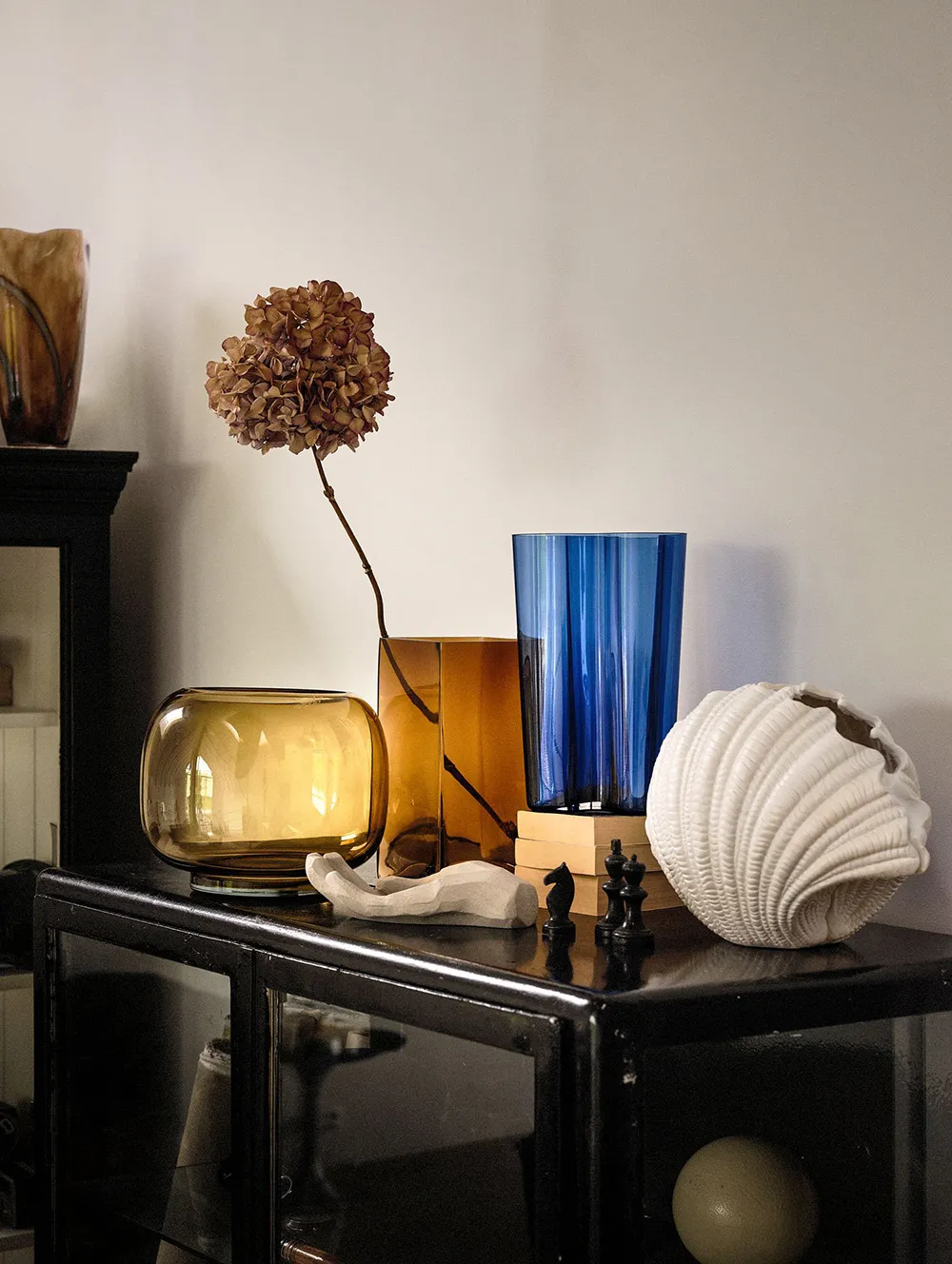 Scandinavian Interiors with French Touches: Works of Decorator Ida Lauga - Gallery image 34