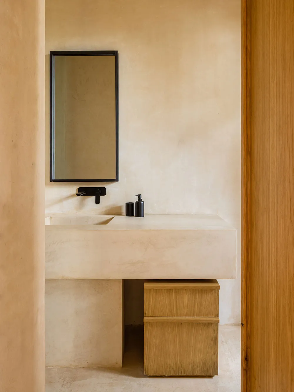 Dom w kształcie litery A pośrodku lasu w Meksyku - Gallery image 6