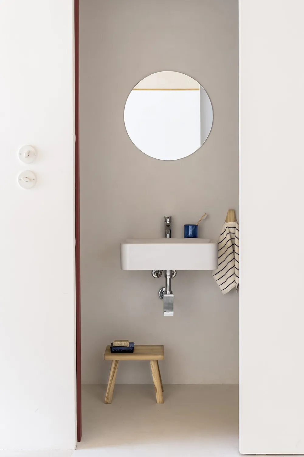 Маленький дом с большим глазом и лестницей в небо на юге Италии - Gallery image 10