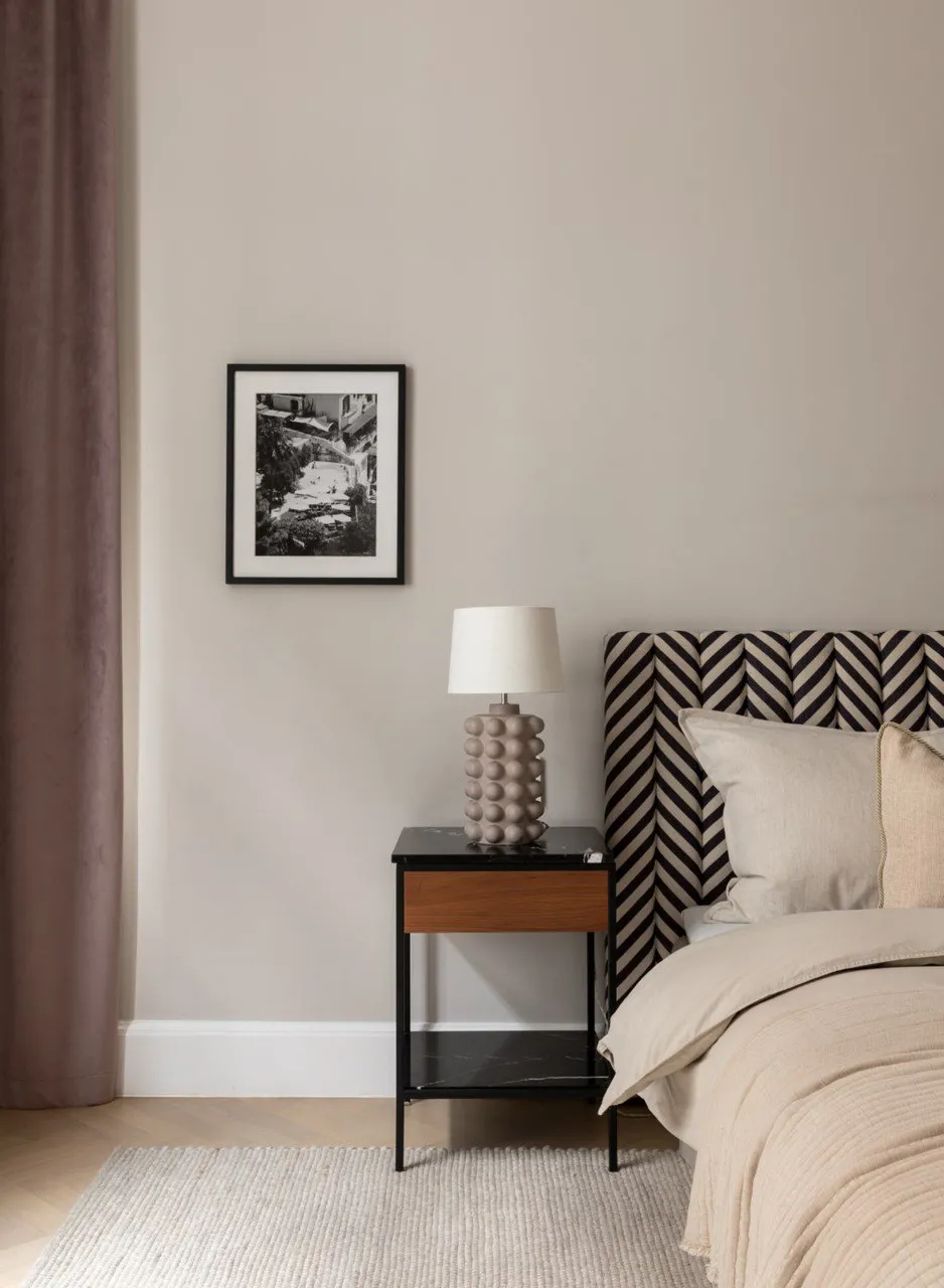 Мягкий и элегантный интерьер великолепной квартиры в старом доме в Стокгольме - Gallery image 23