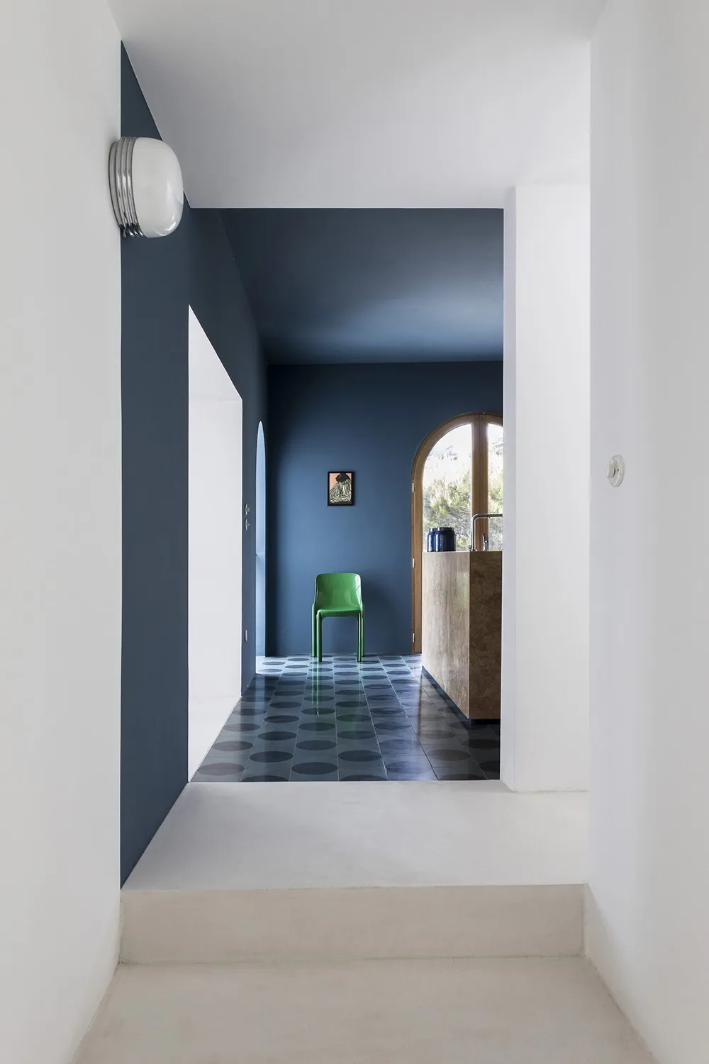 Маленький дом с большим глазом и лестницей в небо на юге Италии - Gallery image 6