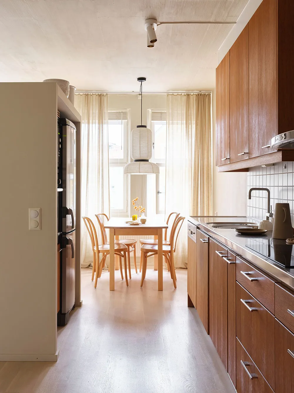 Diseño moderno suave y planificación abierta: una unusual vivienda en Estocolmo - Gallery image 11