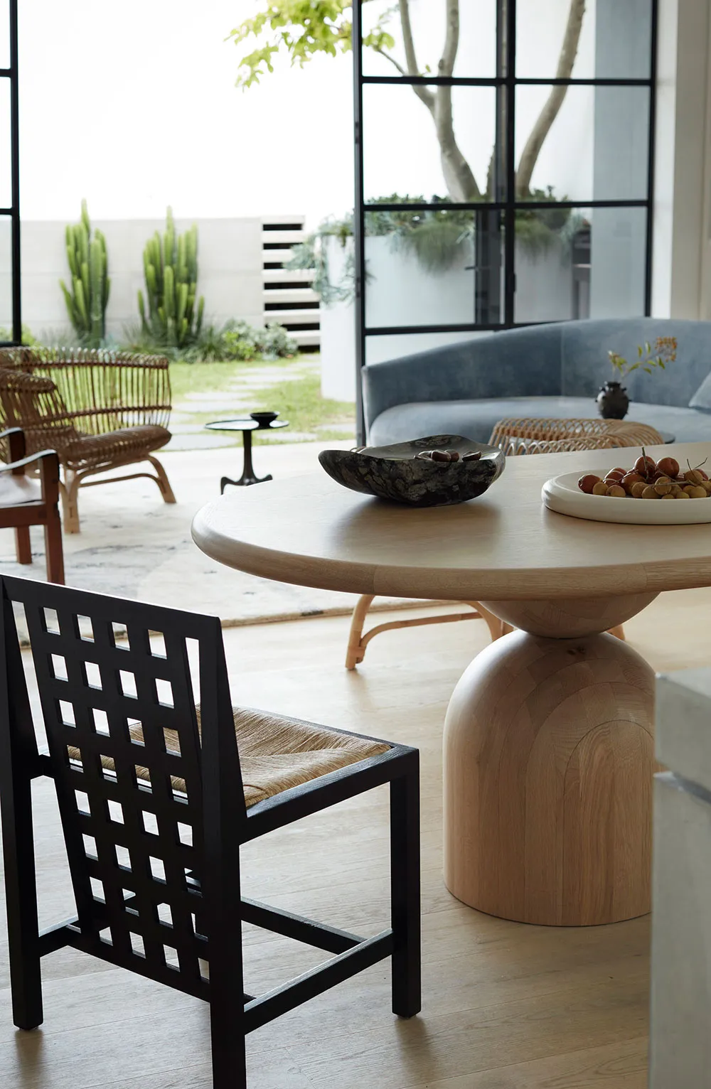 Arco y ángulos redondeados en el diseño de una casa moderna en Sídney - Gallery image 6