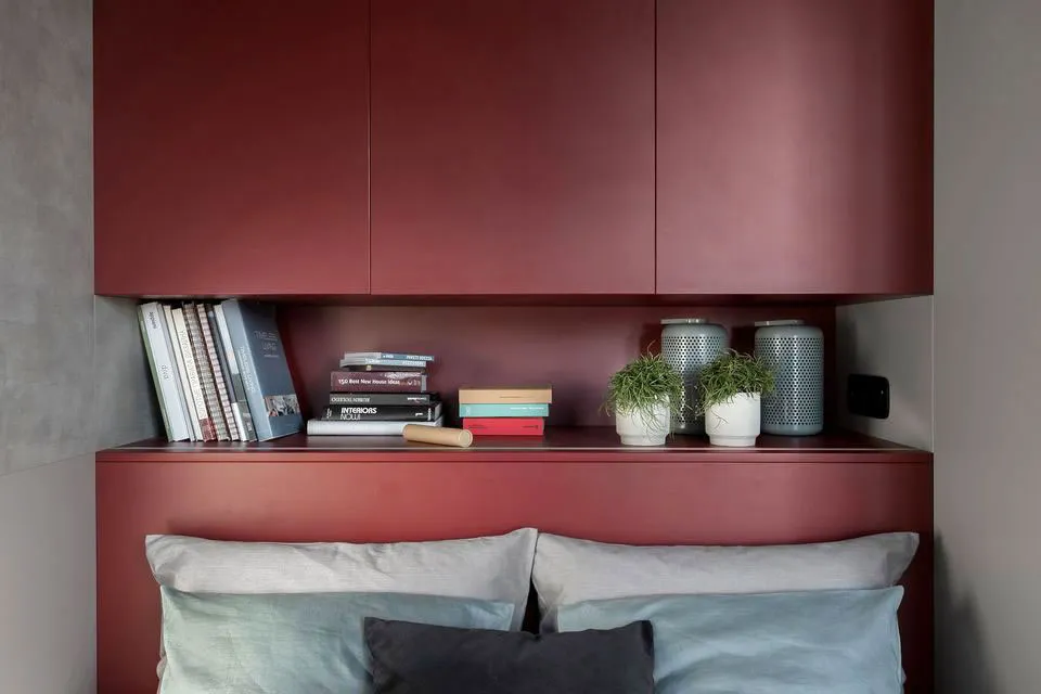 Pequeña apartamento con cocina morada en Kiev según el proyecto de Elena Fatieva (42 m²) - Gallery image 12