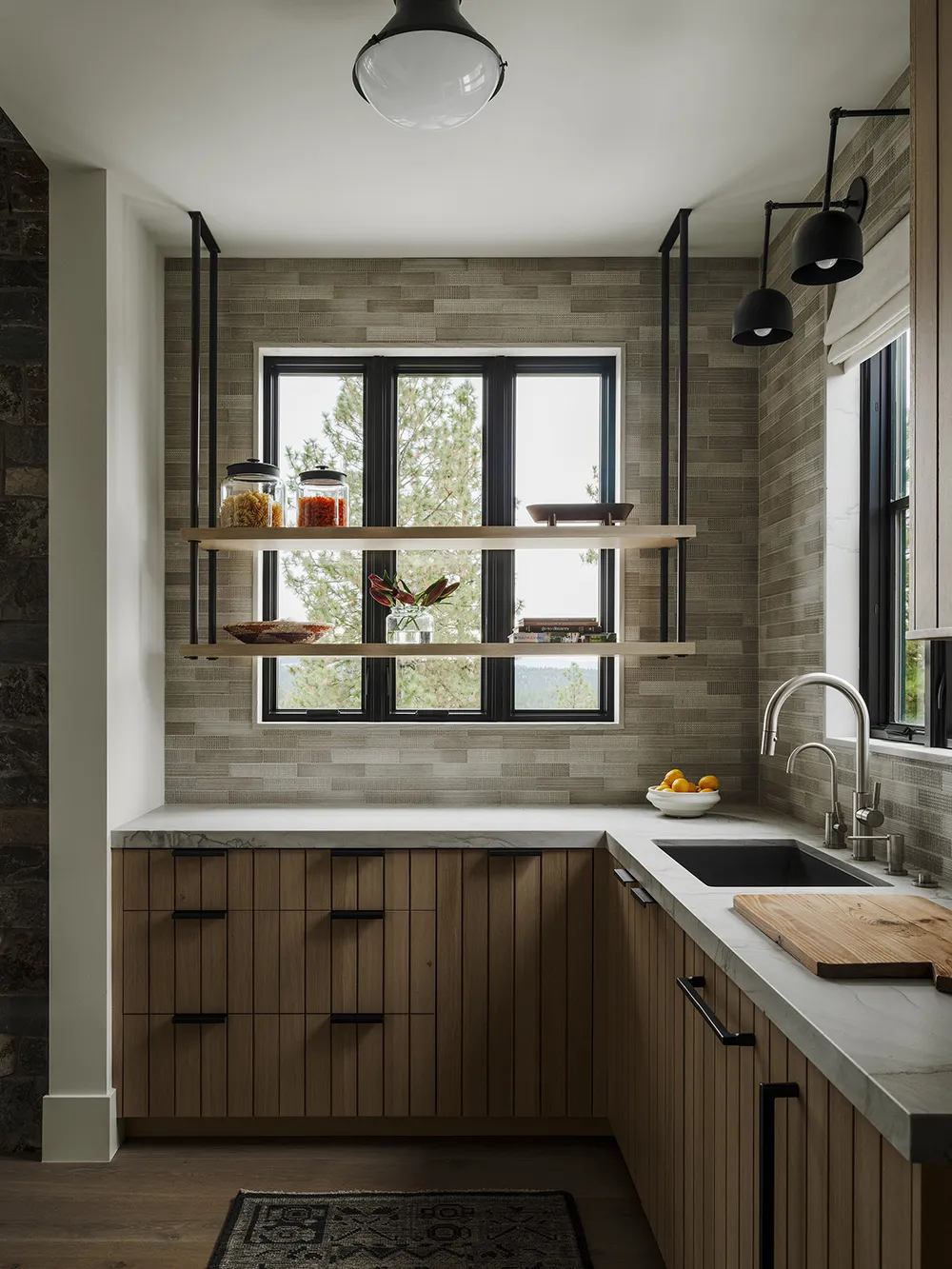 Geräumiges modernes Ranch in Idaho mit Blick auf den See - Gallery image 7