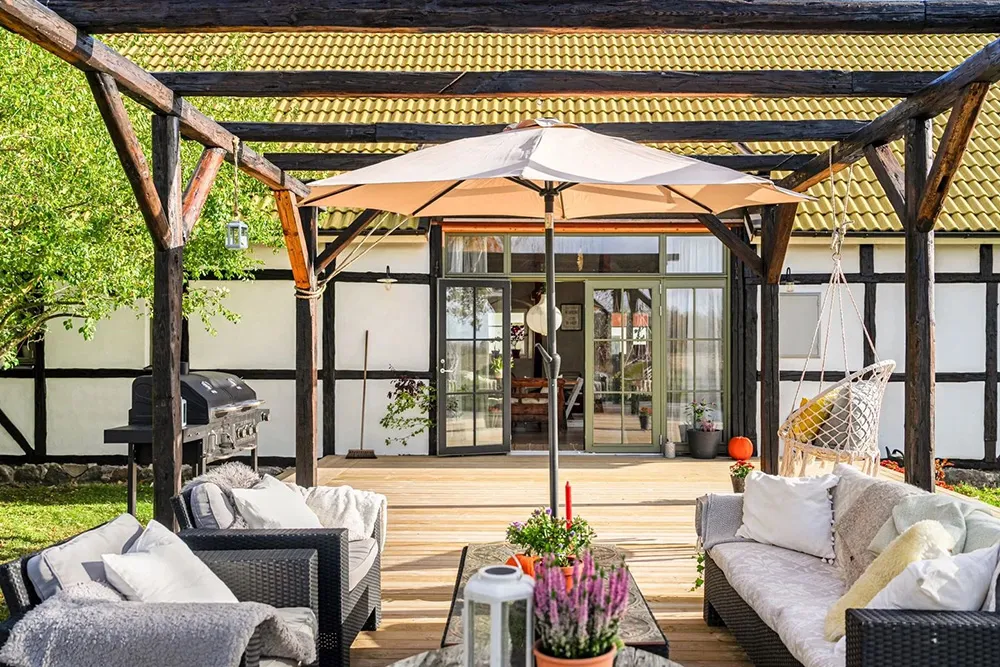 Geräumiges Ferienhaus auf alter Farm in Schweden - 14