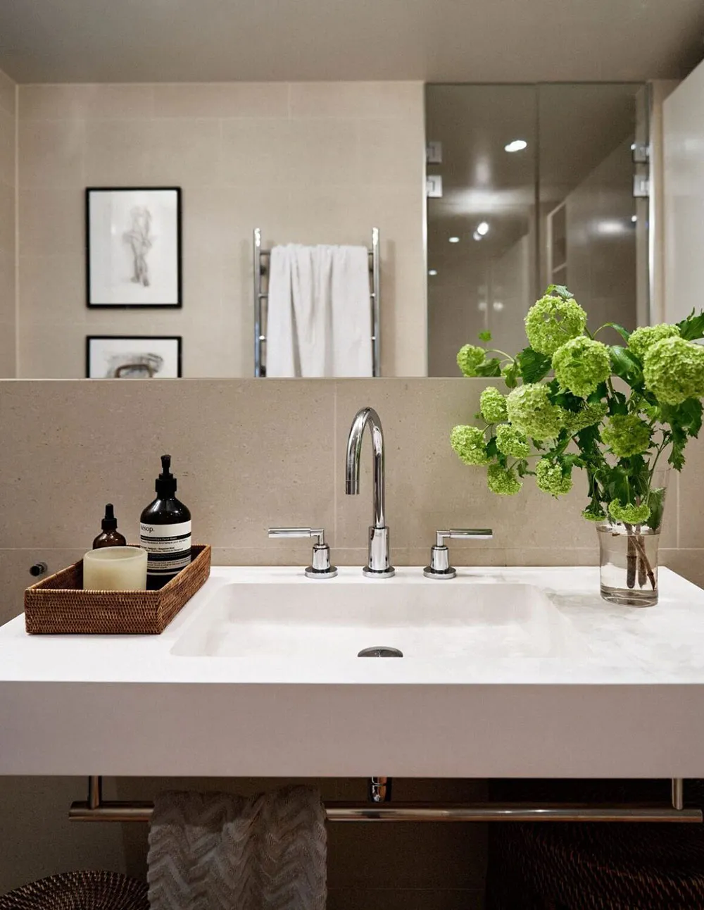 Другая Скандинавия: Лофт с большим количеством предметов искусства в Стокгольме - Gallery image 9