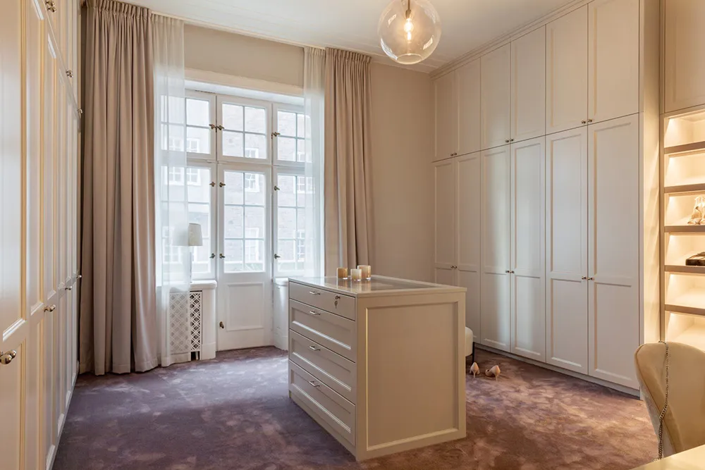 Мягкий и элегантный интерьер великолепной квартиры в старом доме в Стокгольме - Gallery image 25