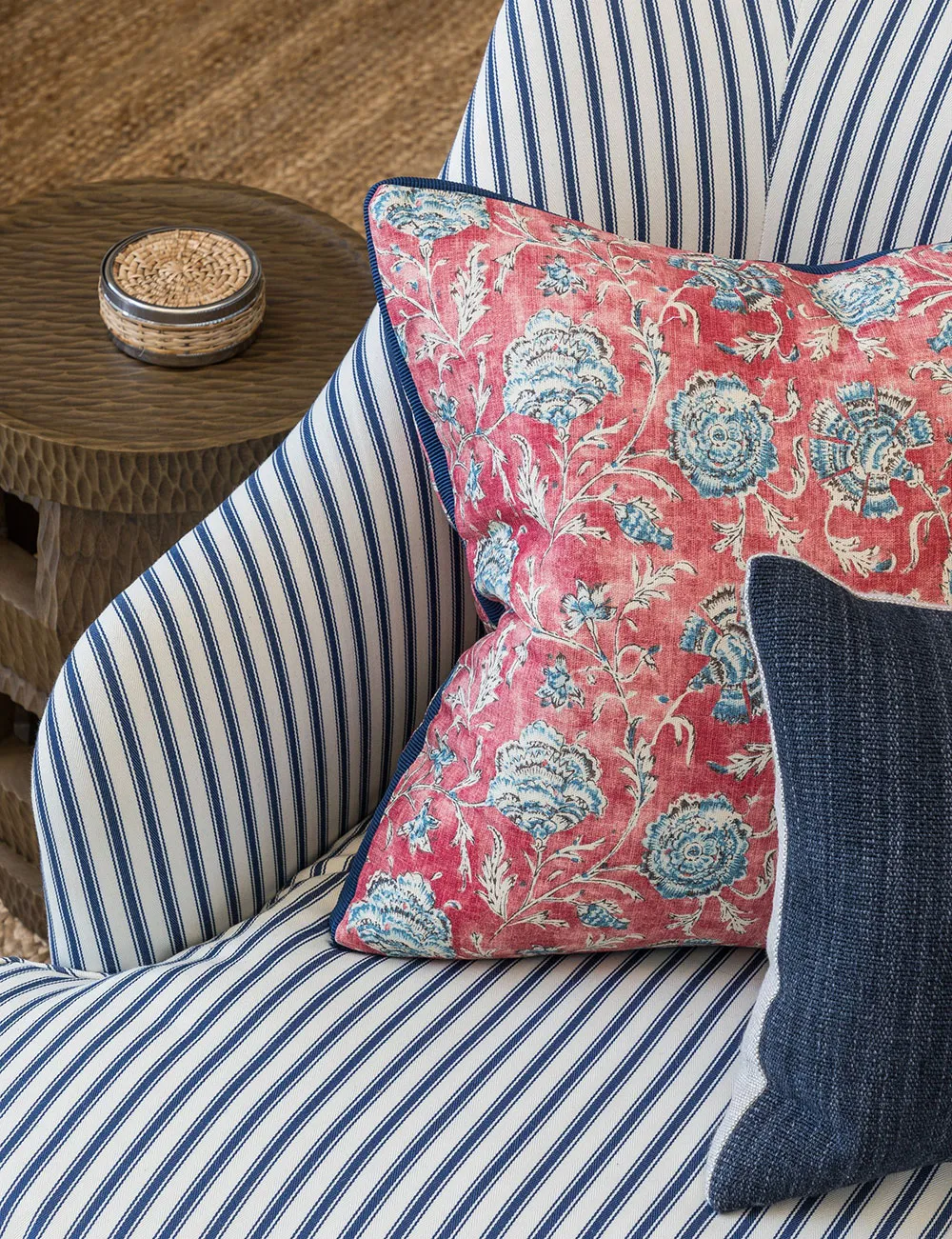 Leben in Streifen: Gemütlicher Ferienhaus mit Mustern und marinen Motiven am Ufer - Gallery image 6