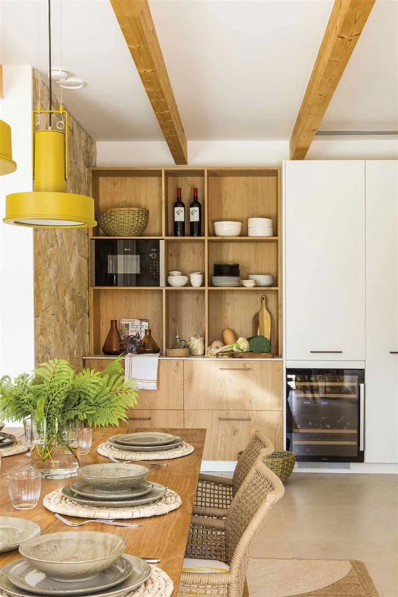 Камень, балки и светлая мебель: идеальный дом на острове Майорка - Gallery image 4