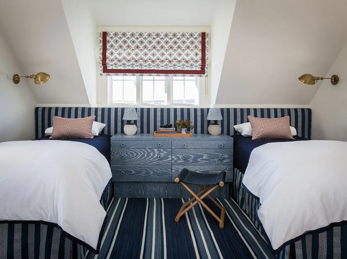 Leben in Streifen: Gemütlicher Ferienhaus mit Mustern und marinen Motiven am Ufer - Gallery image 9