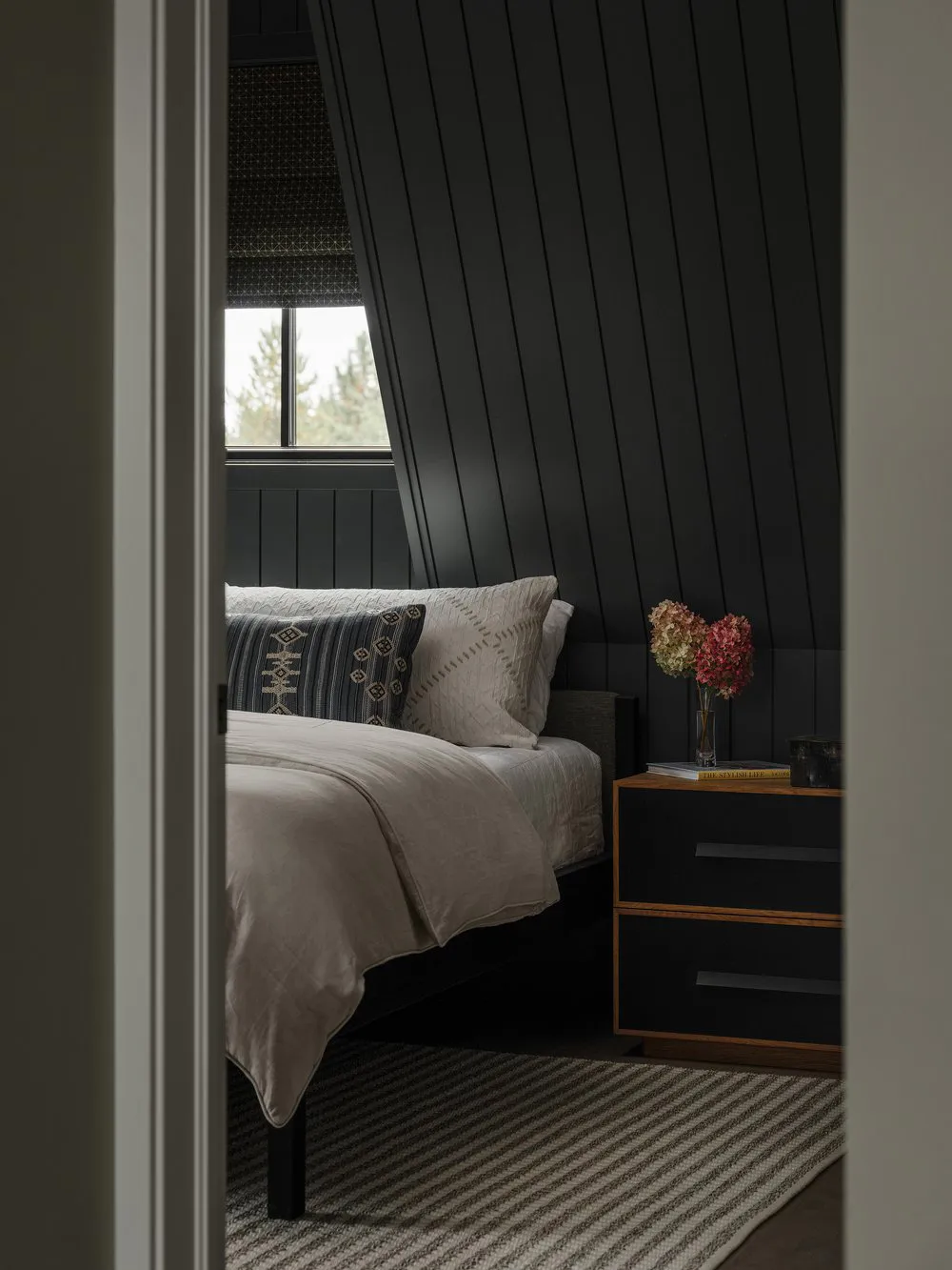 Geräumiges modernes Ranch in Idaho mit Blick auf den See - Gallery image 22