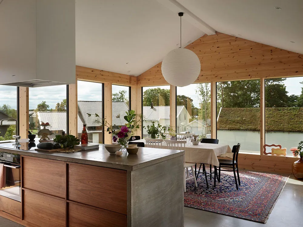 Maison de campagne suédoise traditionnelle avec ajout moderne - Gallery image 5