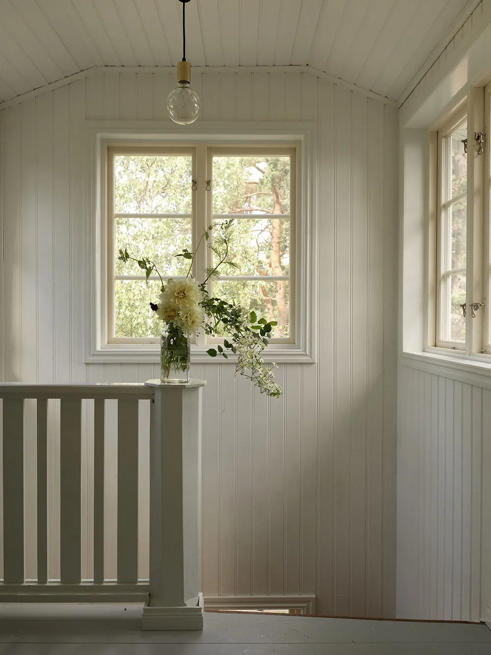 Maison de campagne suédoise traditionnelle avec ajout moderne - Gallery image 19