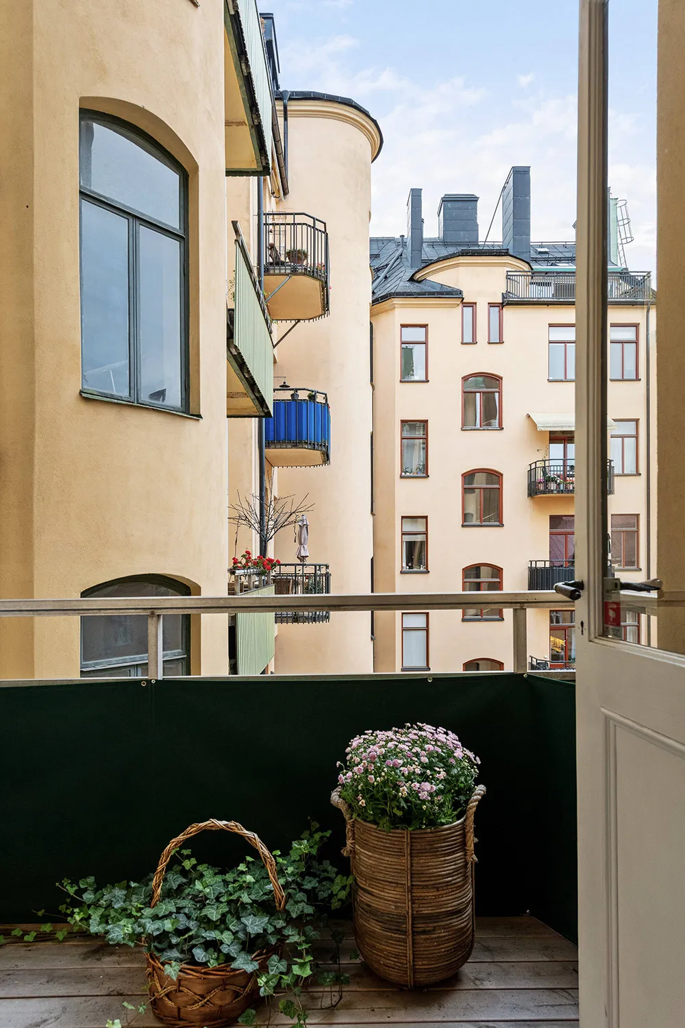 Dining Table for 12 People and Bold Details: Apartments in Stockholm - Gallery image 26
