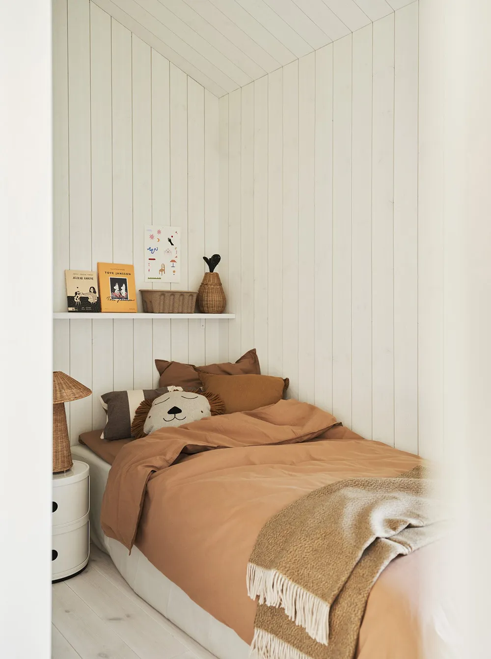 Scandinavian Interiors with French Touches: Works of Decorator Ida Lauga - Gallery image 24