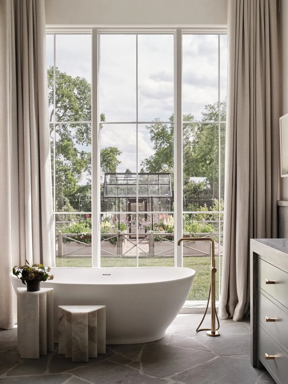 Приглушені тони та естетика поза часом: підміський будинок у Тенессі - Gallery image 9