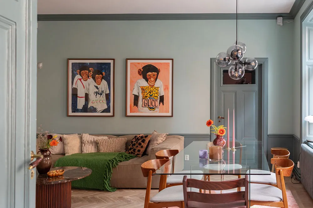 Ungewöhnliche Farben im schwedischen Wohnzimmer-Design (77 qm) - Gallery image 5