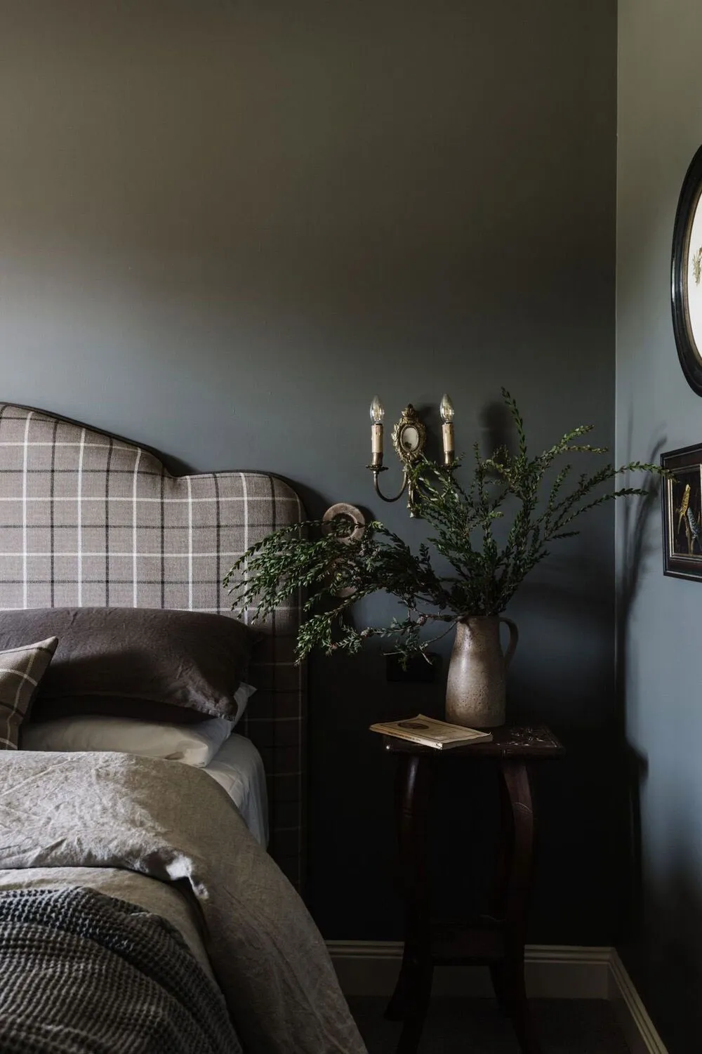 Tonos oscuros y vintage: trabajos del decorador Belle Hemming - Gallery image 4