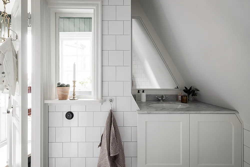 Intérieurs chaleureux d'une belle villa en bois en Suède - Gallery image 27