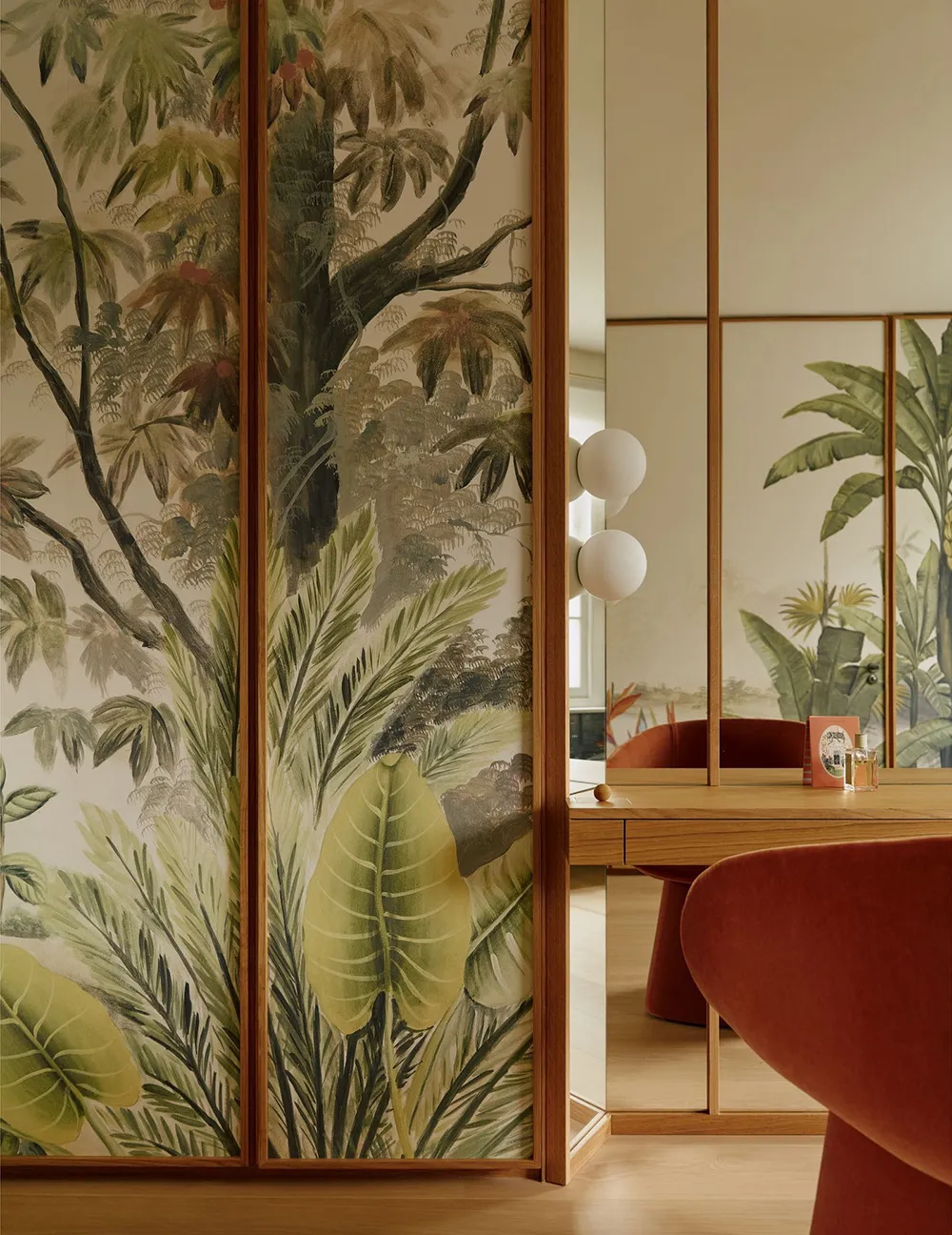 Beaux peintures dans les intérieurs modernes d'une maison victorienne à Londres - Gallery image 10