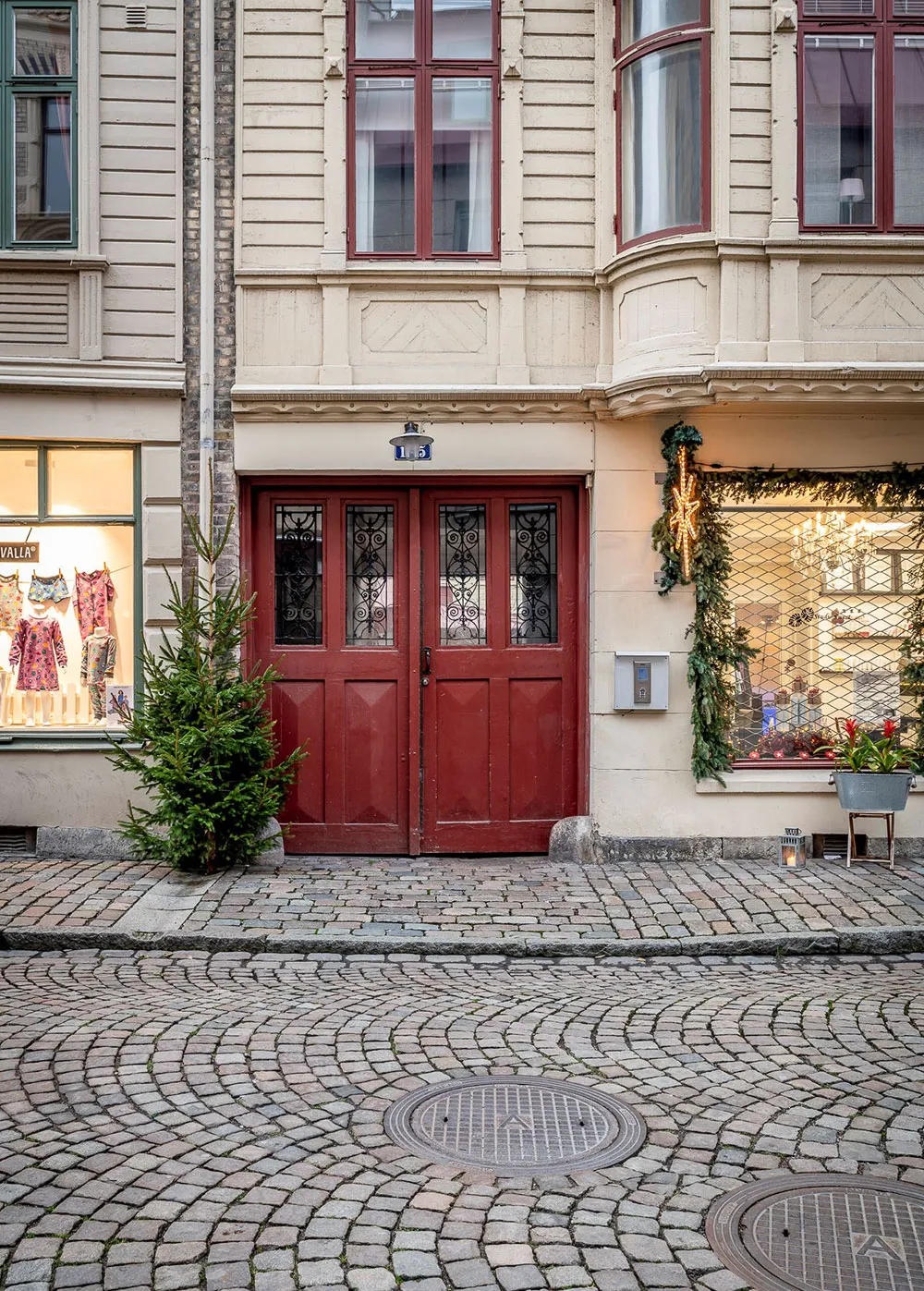 Приятная ностальгия: интерьер будто из прошлого в одной шведской квартире (65 кв. м) - Gallery image 30