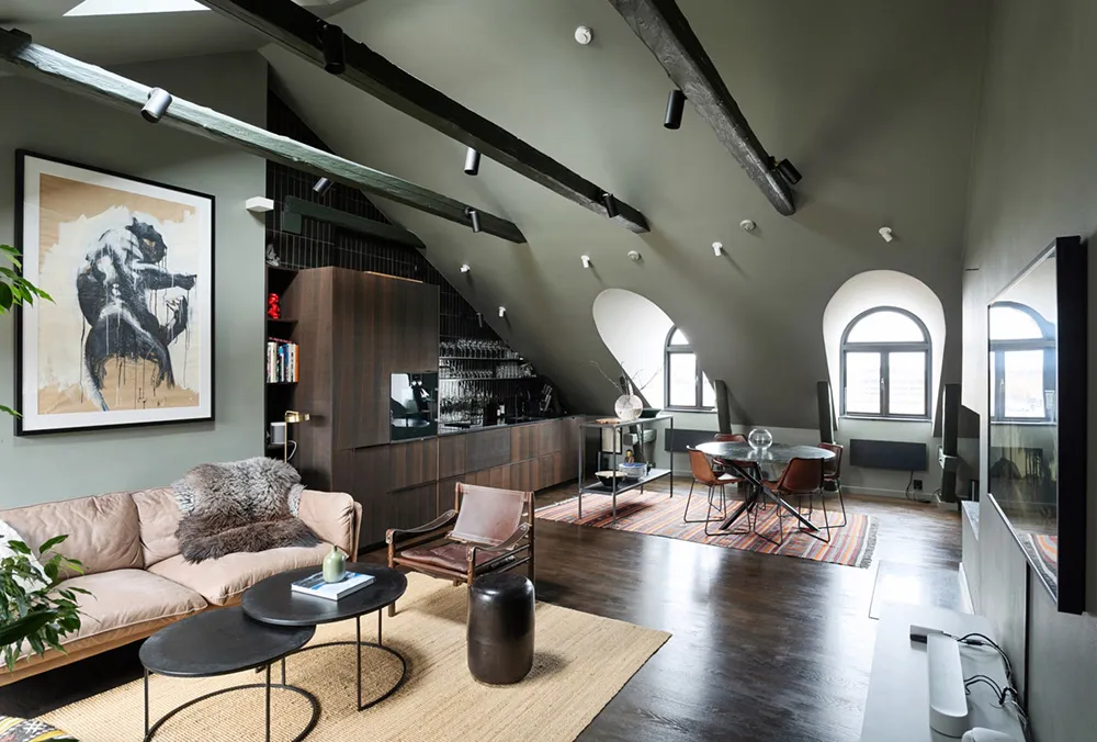 Schönes ungewöhnliches Farbspiel im schwedischen Loft (86 qm) - Gallery image 1