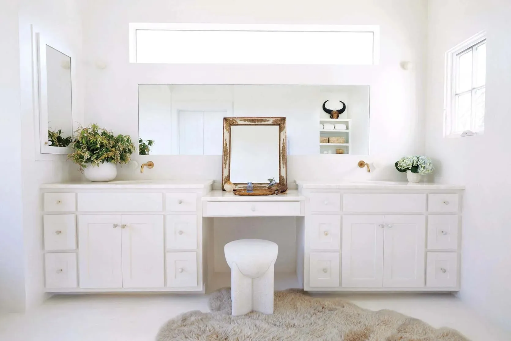 Спокійний і м’який інтер'єр підміського будинку американської співачки Кейсі Масгрейвс - Gallery image 12