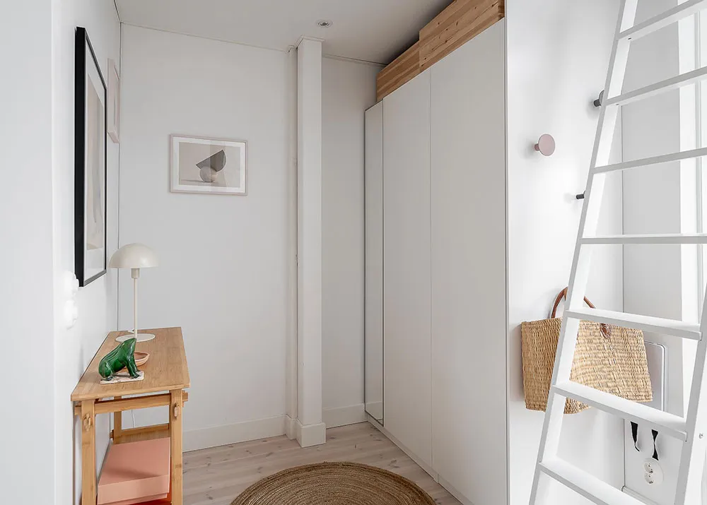 Крошечная, но уютная квартира под крышей в Гётеборге (24 кв. м) - Gallery image 12