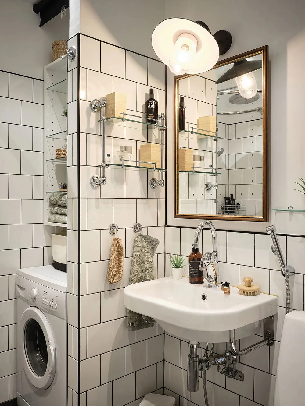 Interesting Wallpapers in the Design of a Small Apartment in Sweden (48 sq. m) - Gallery image 14