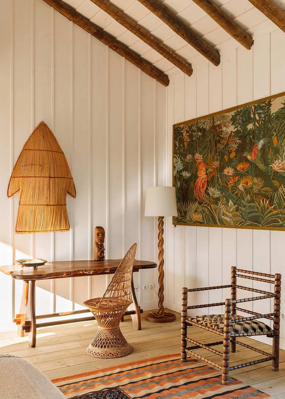 Солнечные интерьеры пляжного дома в Португалии - Gallery image 25