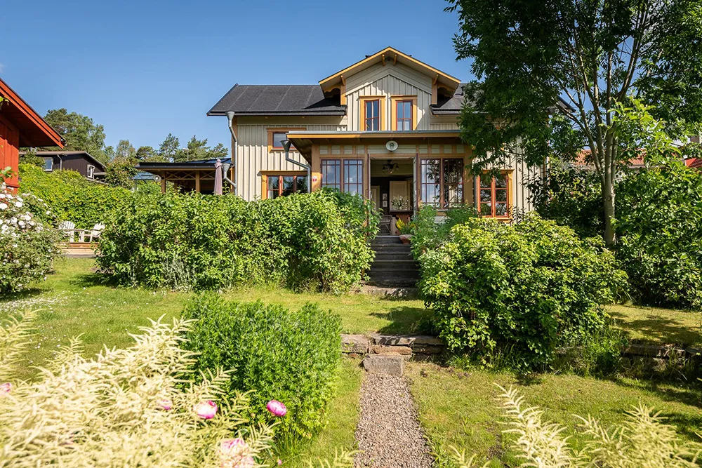 Обаяние прошлого в интерьерах старинной шведской дачи - Gallery image 18