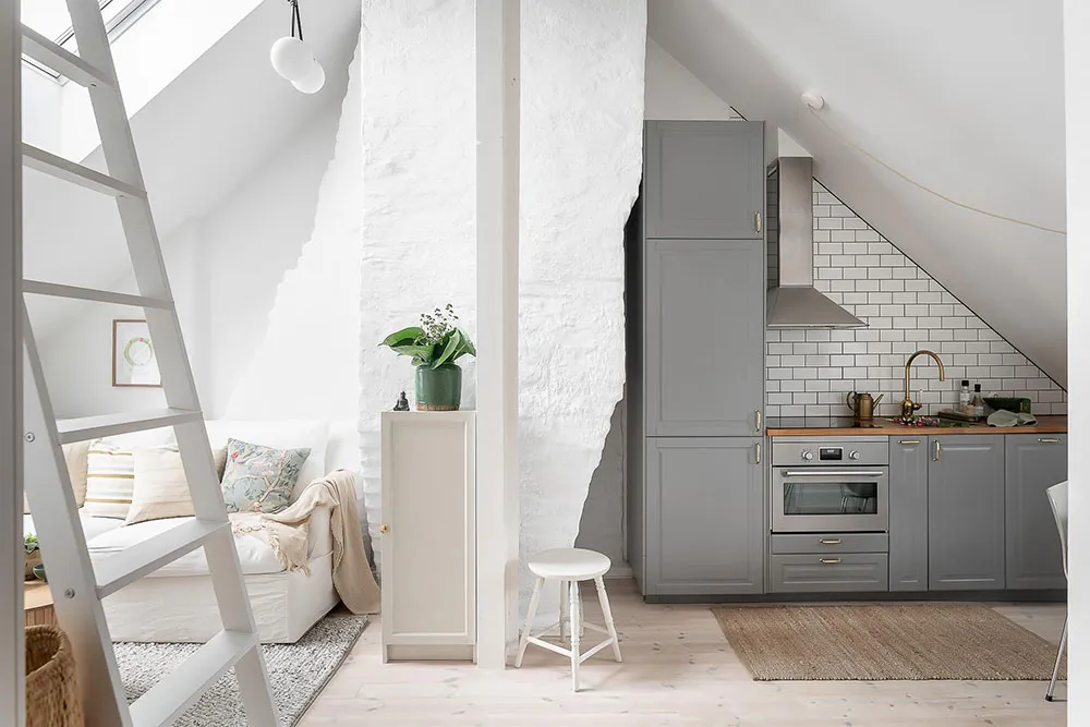 Крошечная, но уютная квартира под крышей в Гётеборге (24 кв. м) - Gallery image 6