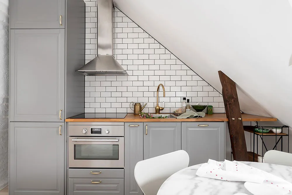 Крошечная, но уютная квартира под крышей в Гётеборге (24 кв. м) - Gallery image 7