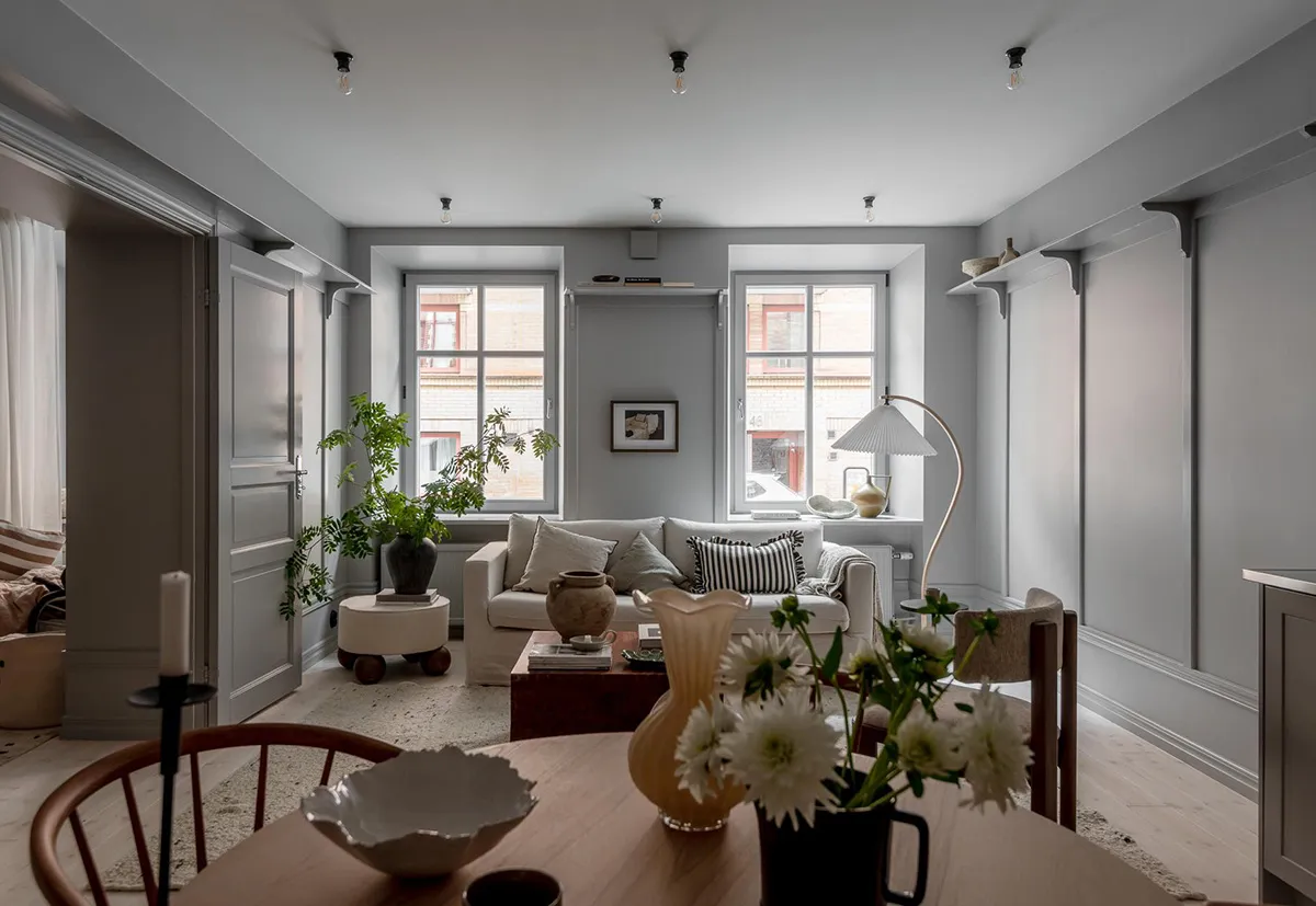 Stylischer grauer Interior in Göteborg mit warmen Akzenten (68 qm) - Gallery image 2