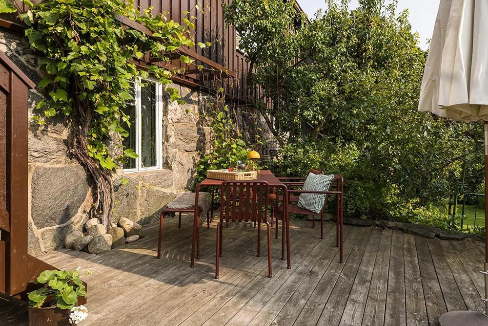 Intérieurs chaleureux d'une belle villa en bois en Suède - Gallery image 35