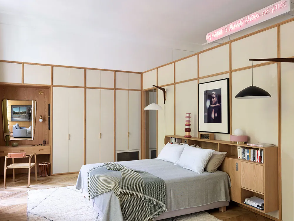 Diseño de interiores parisino elegante con abundancia de madera - Gallery image 8