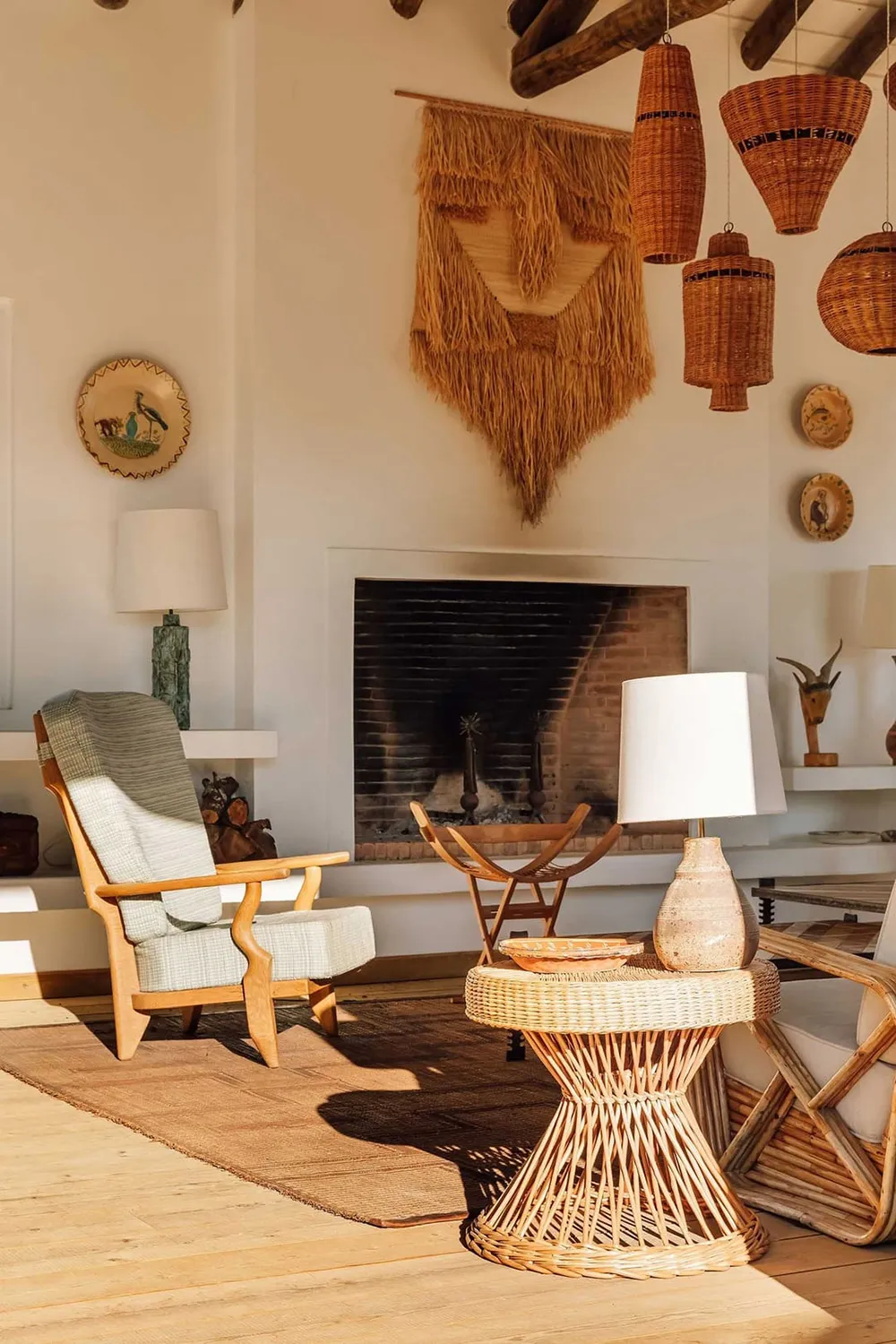 Солнечные интерьеры пляжного дома в Португалии - Gallery image 11