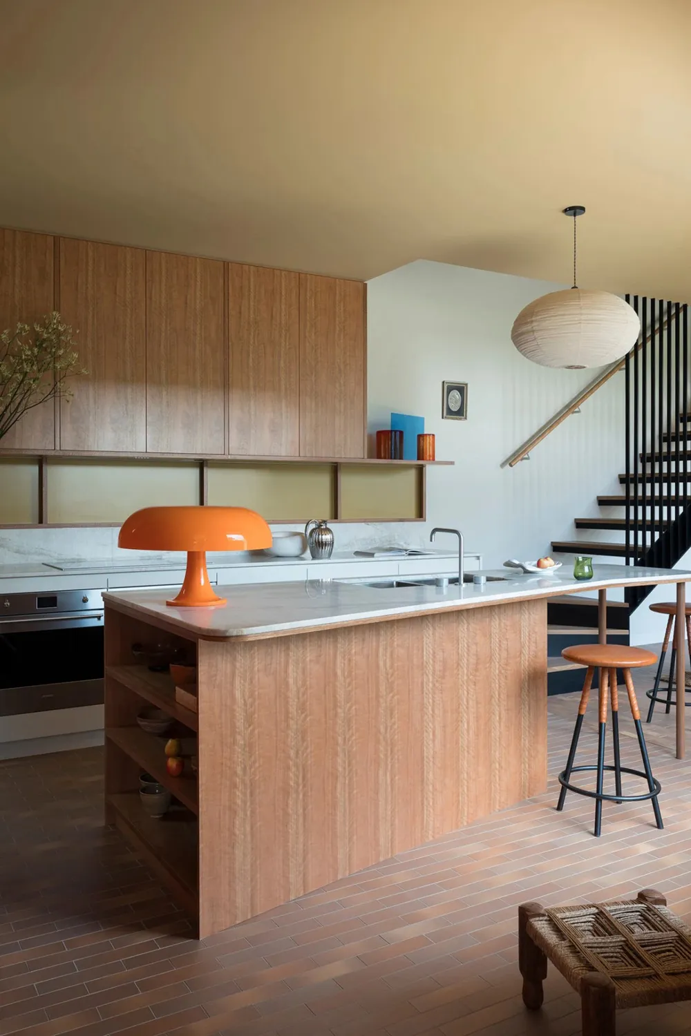 Jasne kolory i nowoczesny design małego domu w Sydney - Gallery image 16