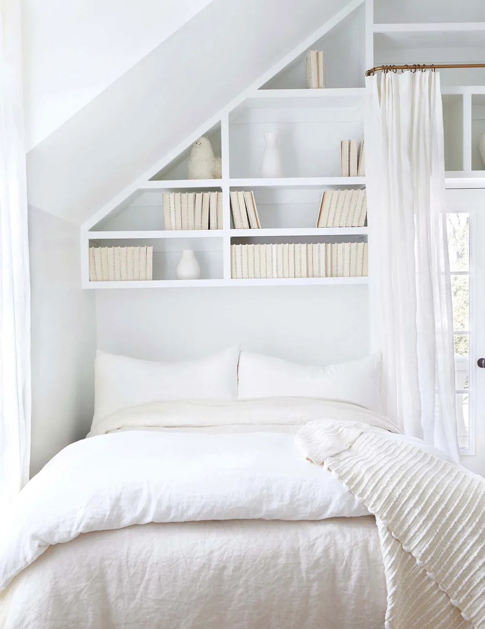 Спокійний і м’який інтер'єр підміського будинку американської співачки Кейсі Масгрейвс - Gallery image 11