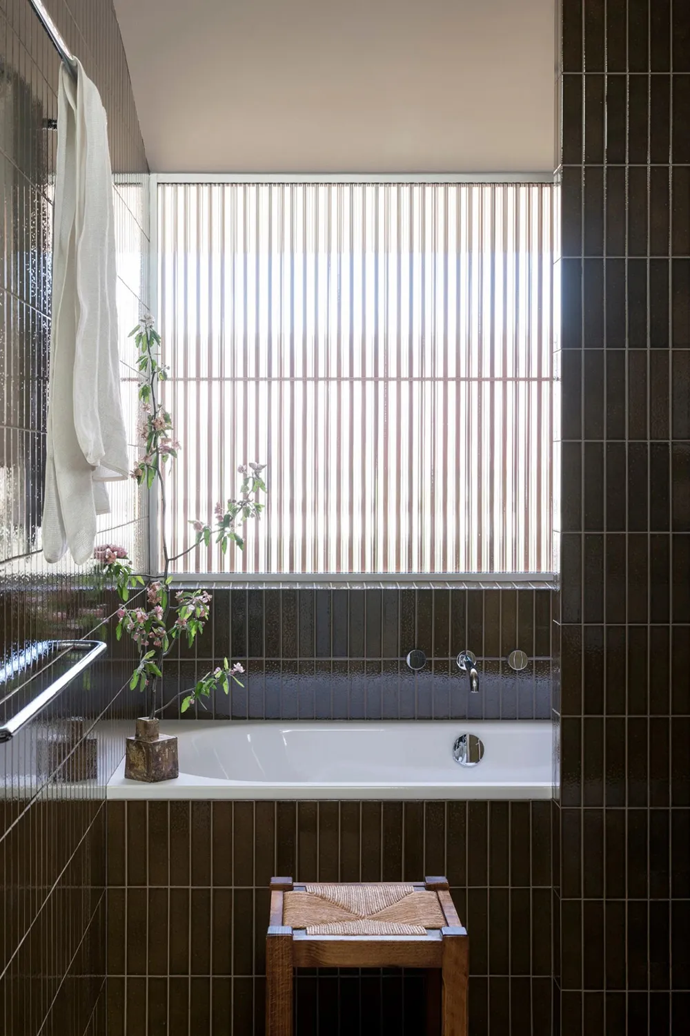 Jasne kolory i nowoczesny design małego domu w Sydney - Gallery image 14