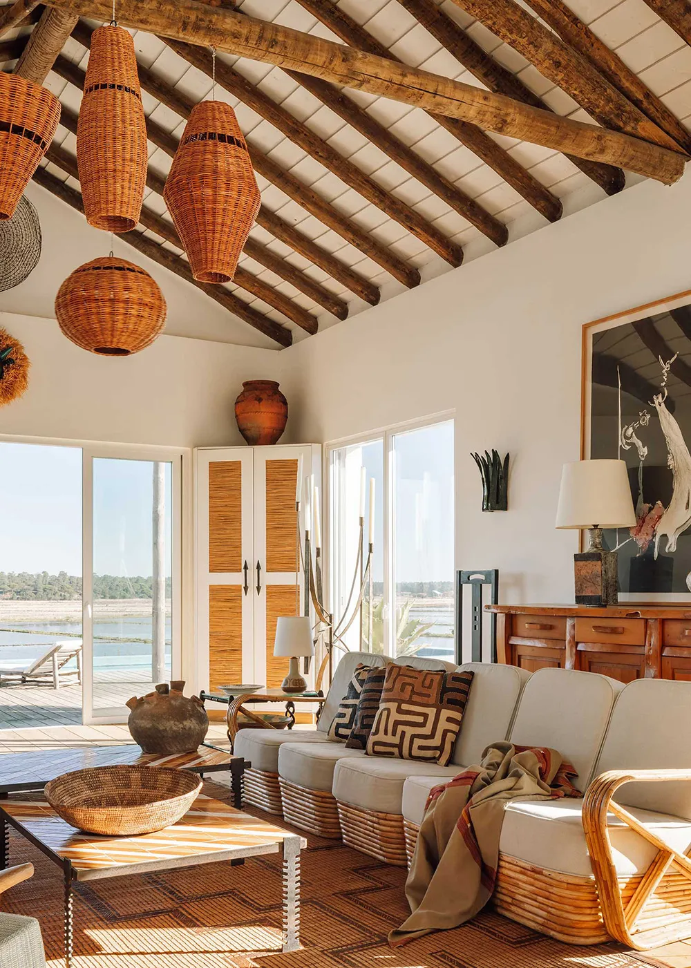 Солнечные интерьеры пляжного дома в Португалии - Gallery image 5