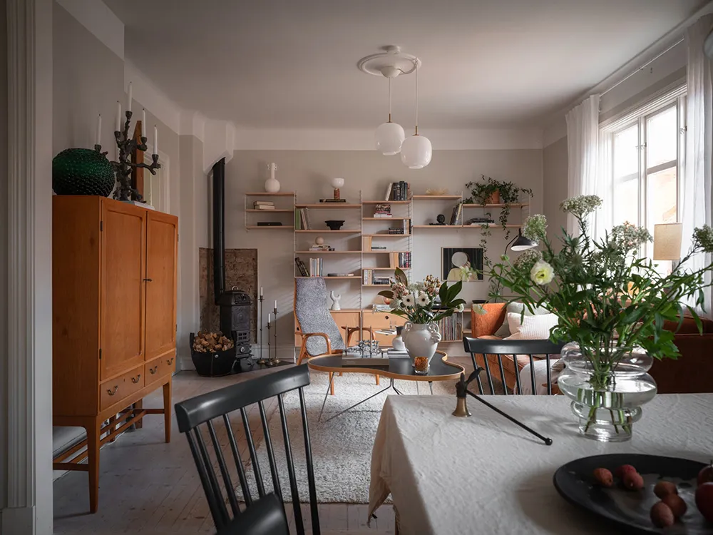 Rudy sofap i otwarte półki: żywy интерьер w Getborgu (65 m²) - 4