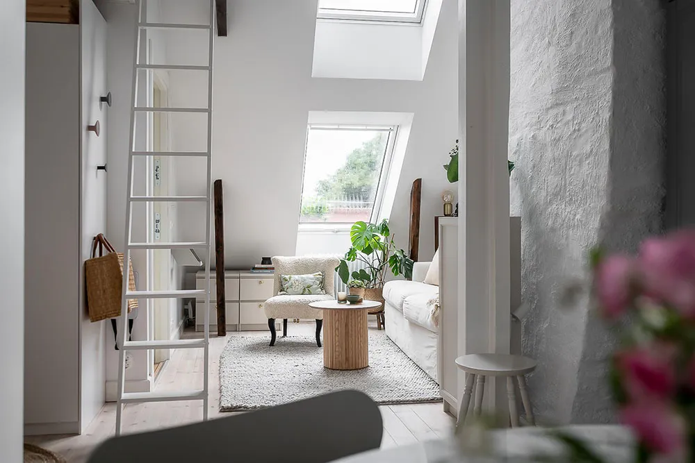 Крошечная, но уютная квартира под крышей в Гётеборге (24 кв. м) - Gallery image 17