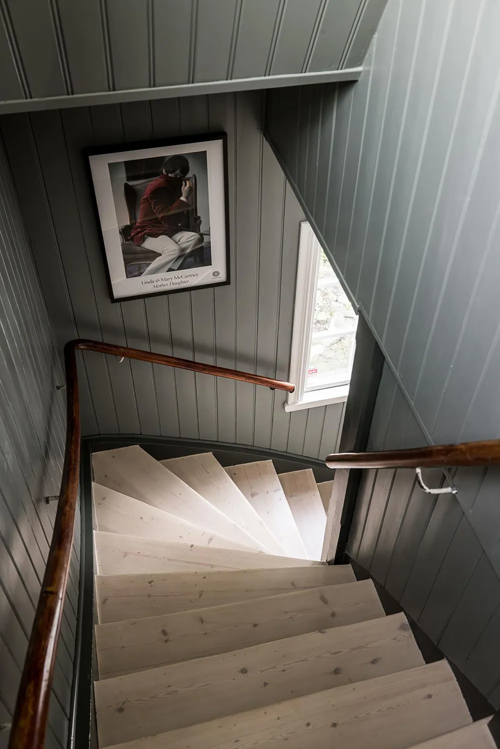 Intérieurs chaleureux d'une belle villa en bois en Suède - Gallery image 15