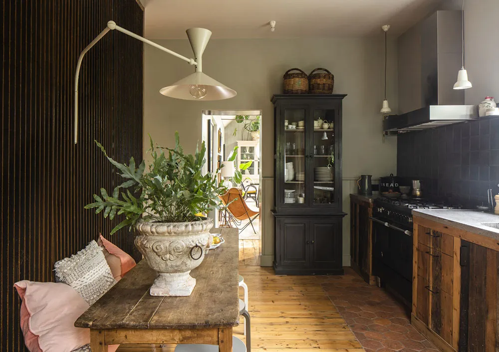 Beautiful Victorian Cottage in England with Colorful Interior Accents - Gallery image 12