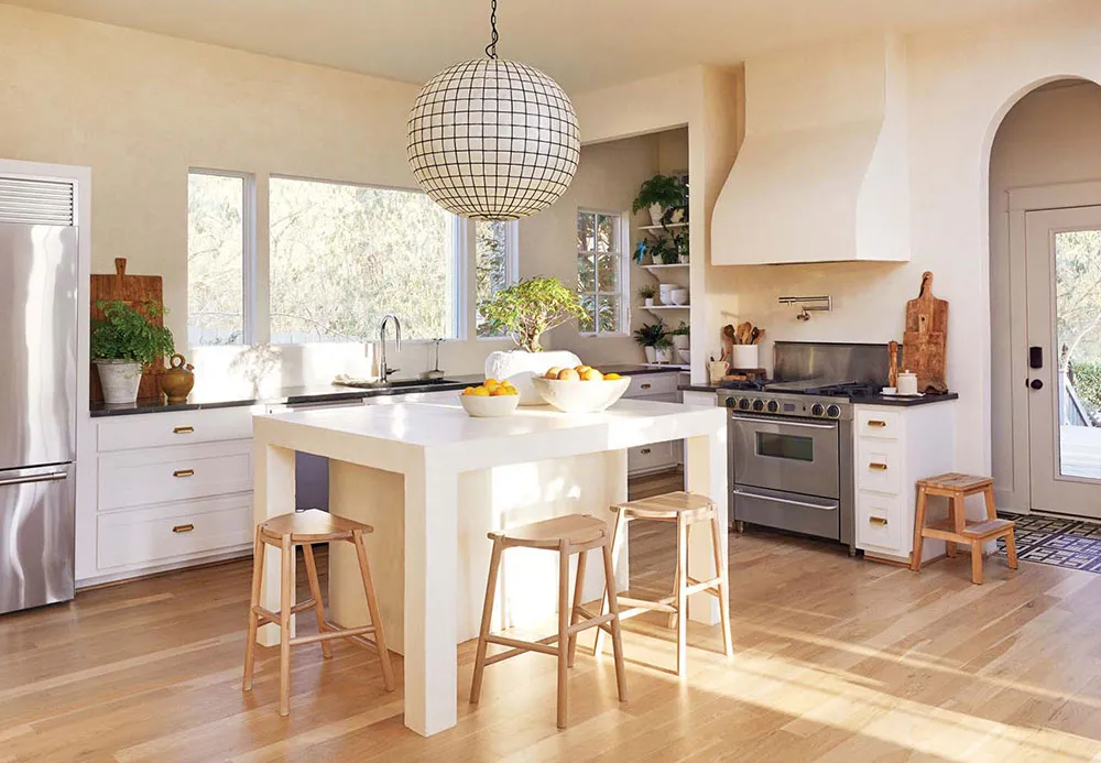 Спокійний і м’який інтер'єр підміського будинку американської співачки Кейсі Масгрейвс - Gallery image 4