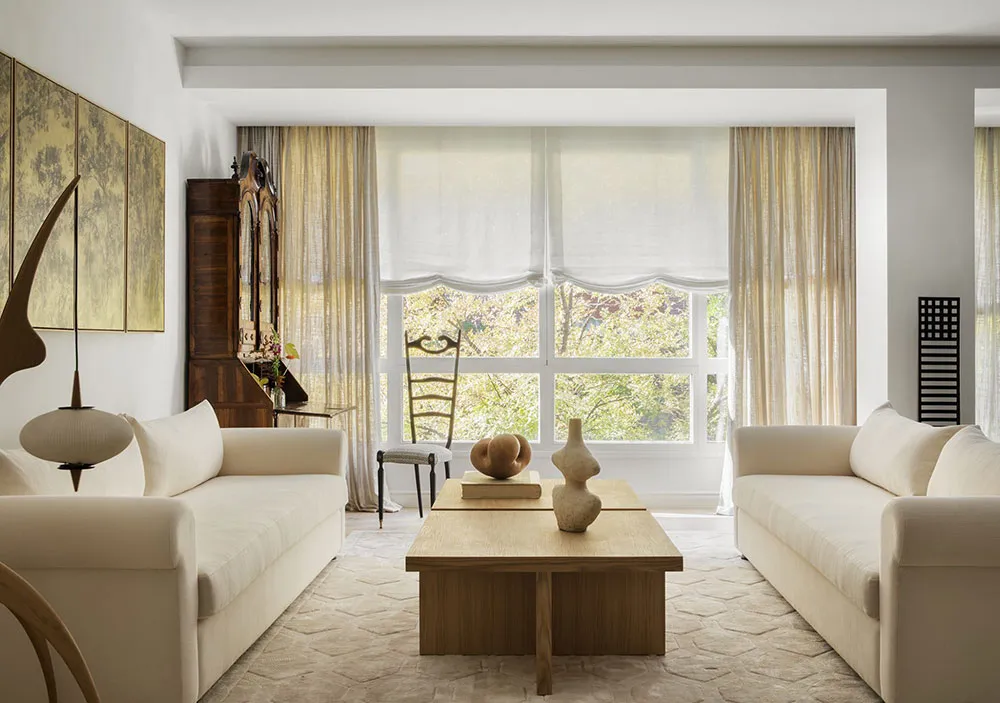 Ruhige Eleganz und Antiquitätenmöbel: Eine schöne Wohnung in Madrid - Gallery image 2